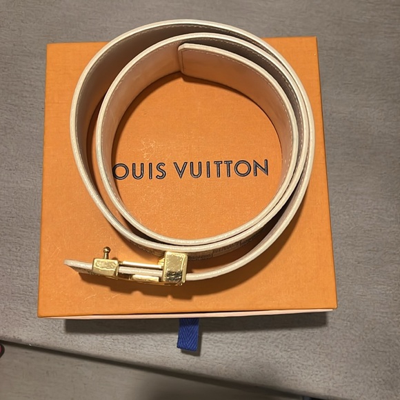 Louis Vuitton belt - Picture 2 of 10
